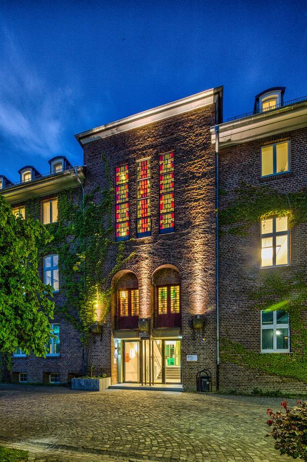 Haus Overbach Юлих Экстерьер фото